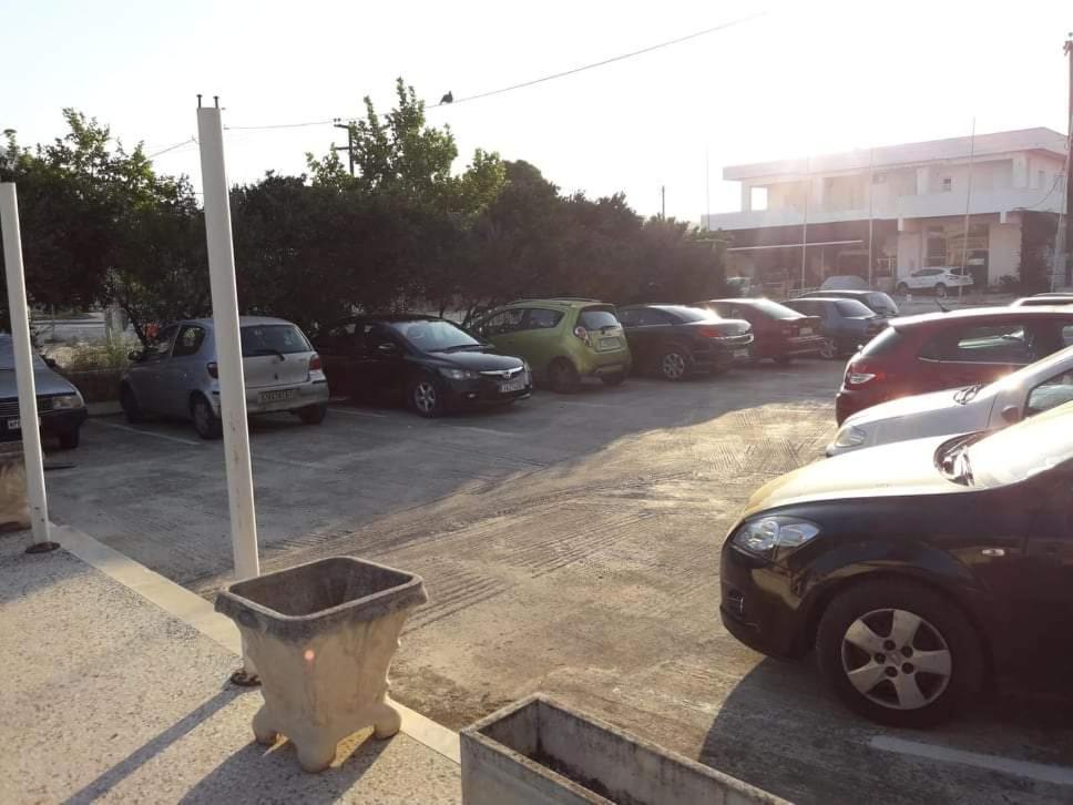 Hotel Alexandros Loutraki Exterior foto